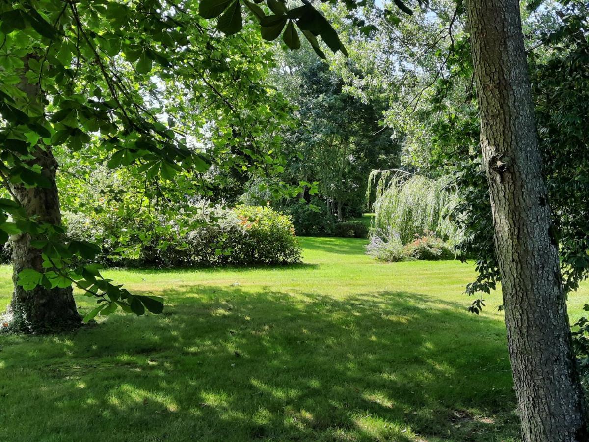 Manoir Des Tuileries Du Buisson Verneuil d'Avre et d'Iton Exterior foto